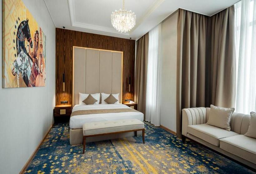 Qazaq Hotel Premium