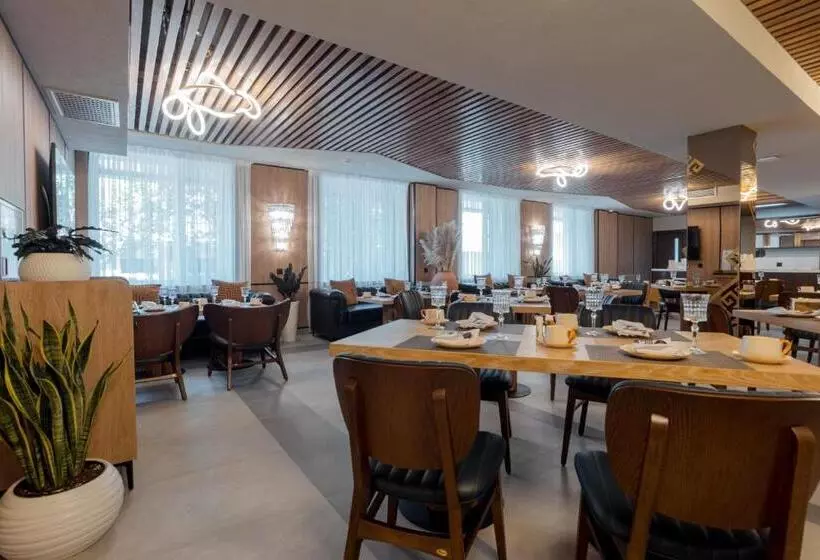 Qazaq Hotel Premium