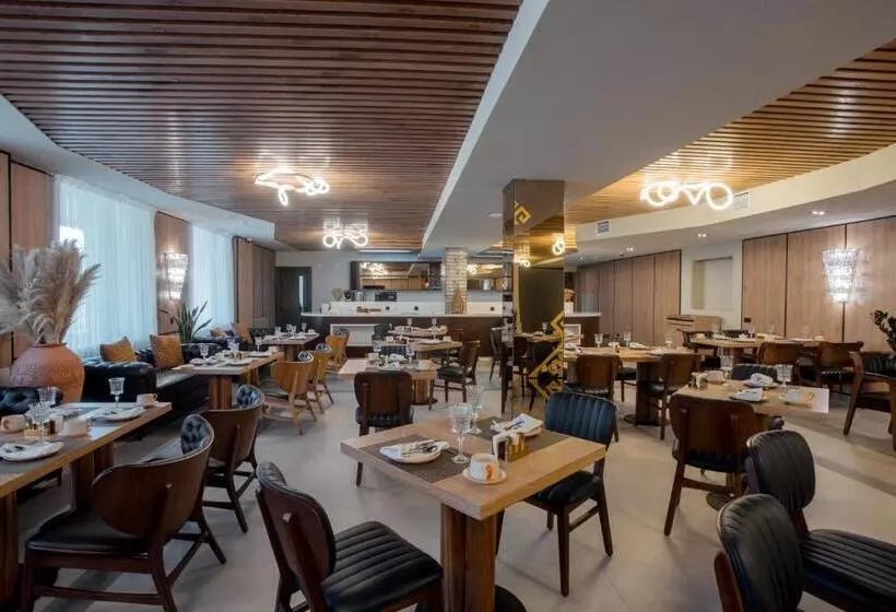 Qazaq Hotel Premium
