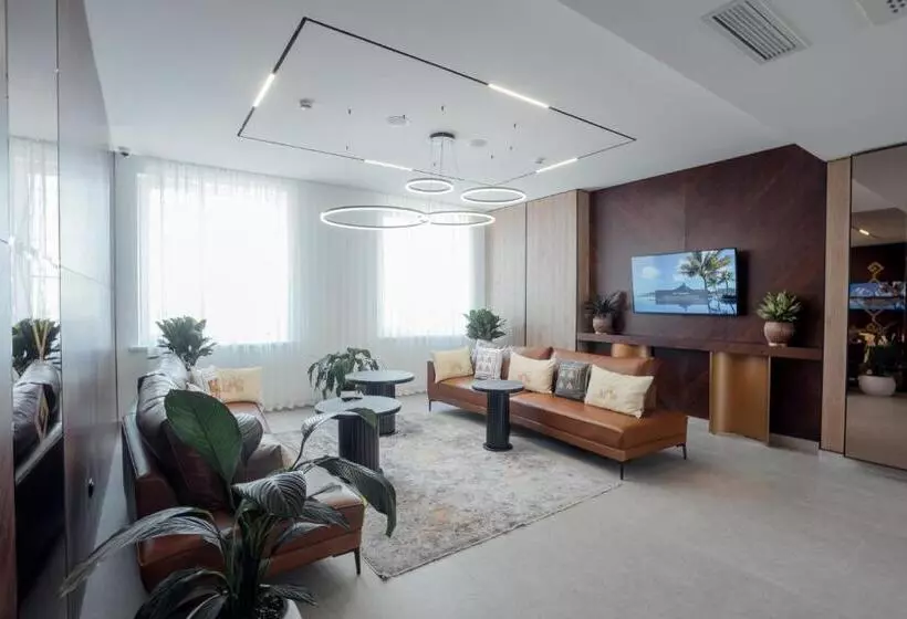 Qazaq Hotel Premium