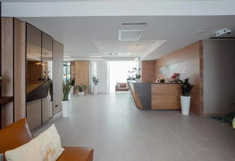 Qazaq Hotel Premium