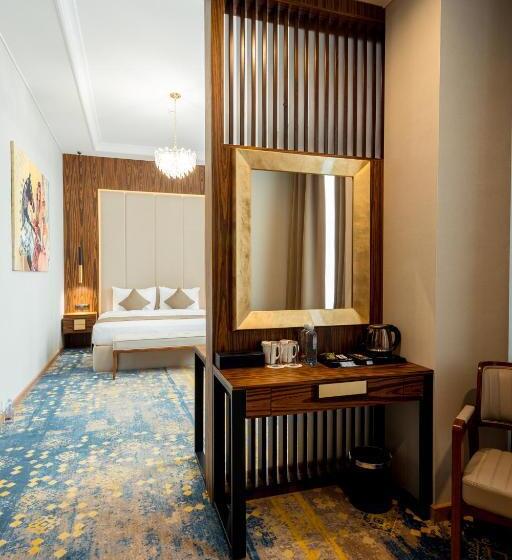 Qazaq Hotel Premium