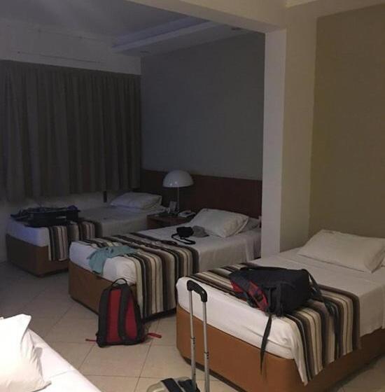 Rede Brasil De Hotelaria E Locação De Locação De Veículos Ltda