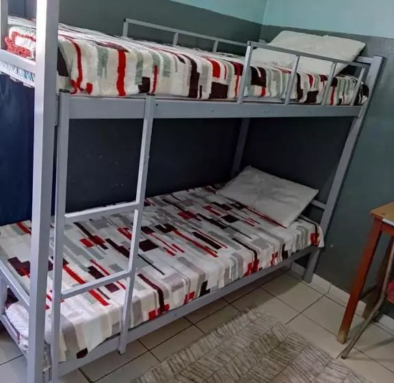 ユースホステル Fiori Centro