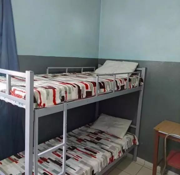 ユースホステル Fiori Centro