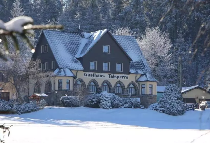 Retkeilymaja Gasthaus Talsperre  Gaststätte Und Pension