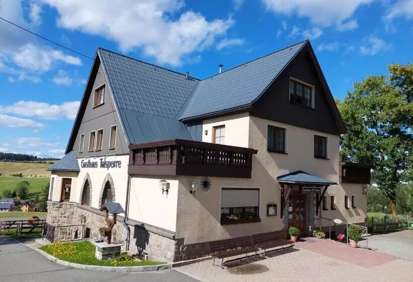 Retkeilymaja Gasthaus Talsperre  Gaststätte Und Pension