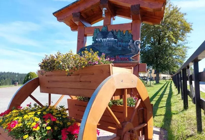 Retkeilymaja Gasthaus Talsperre  Gaststätte Und Pension