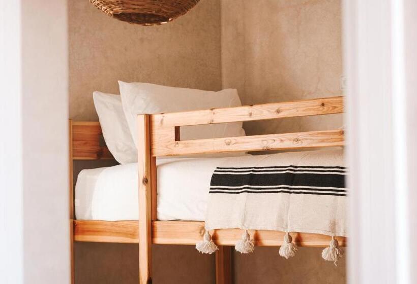 Herberge The Line Up