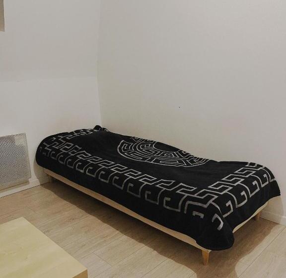 تختخواب و صبحانه Chambre Simple