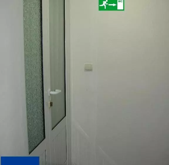 ベッドアンドブレックファースト Friendly Hostel