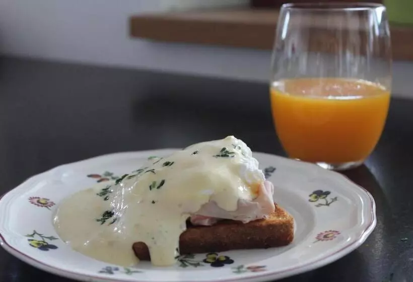 Aamiaismajoitus (B&B) Hofgut Antlas