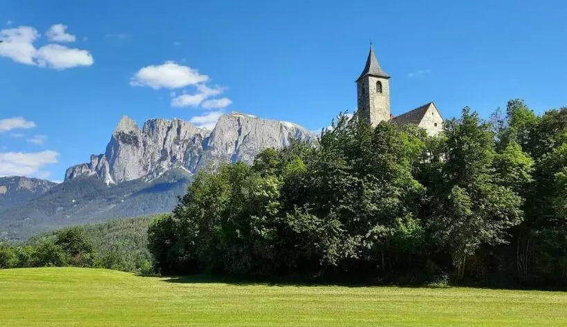 Aamiaismajoitus (B&B) Hofgut Antlas