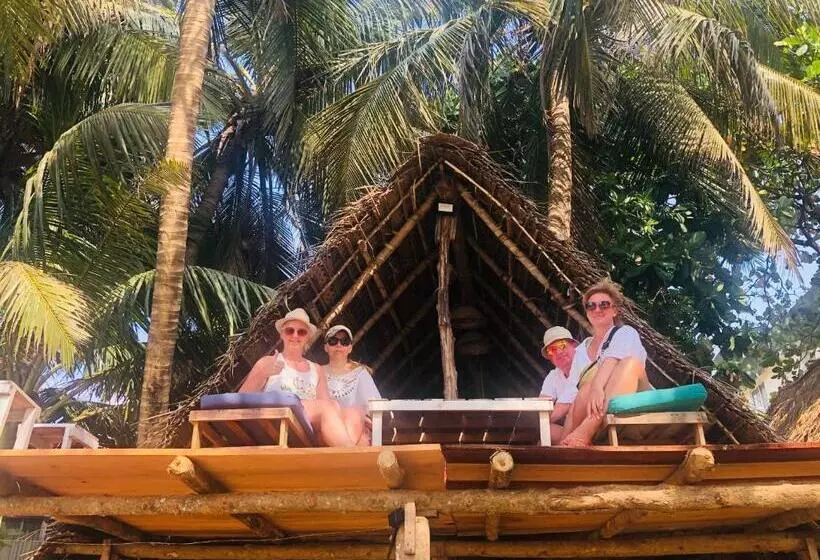 Honey Beach Hostel