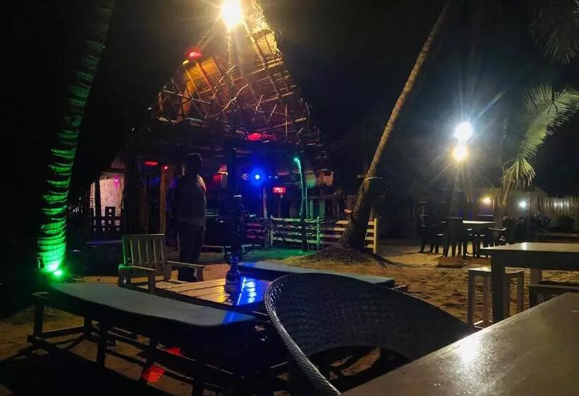 Honey Beach Hostel