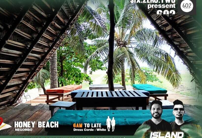 Honey Beach Hostel