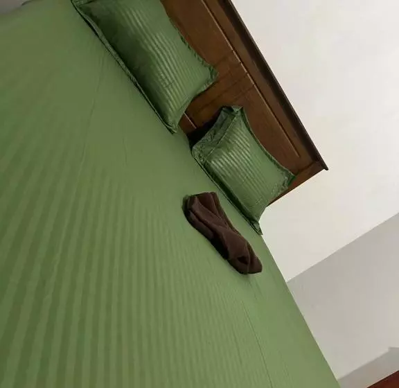 Honey Beach Hostel