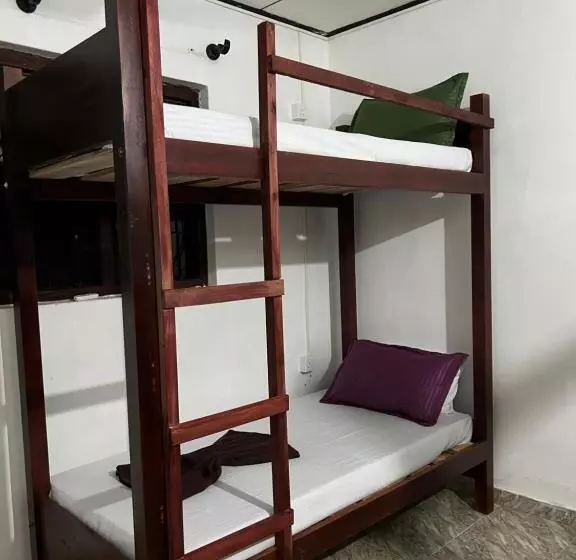 Honey Beach Hostel