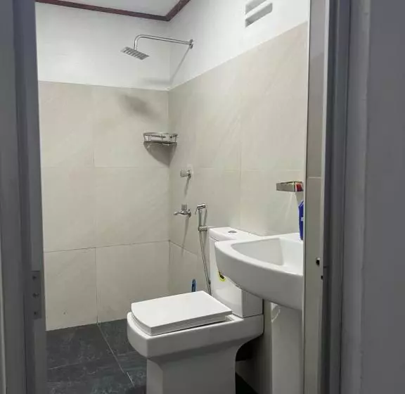 Honey Beach Hostel