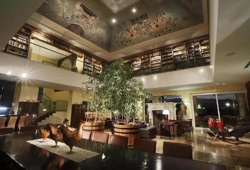 Hotelli Antucura Tandem