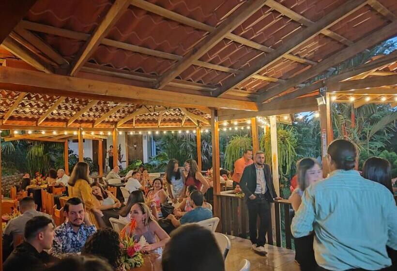 ホテル Arrecife Centro Recreativo Y Hospedaje