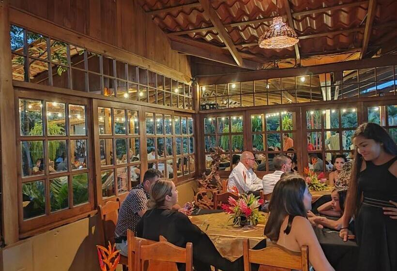 ホテル Arrecife Centro Recreativo Y Hospedaje