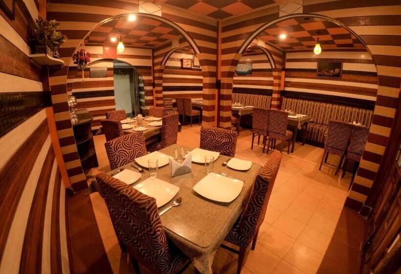 Hotel Grg Broadway Mall Road Darjeeling By Royal Collection