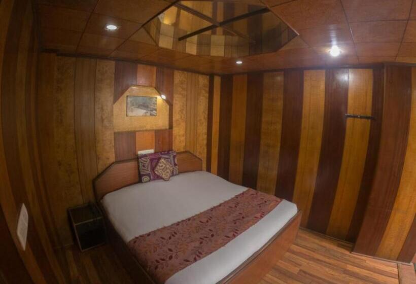 Hotel Grg Broadway Mall Road Darjeeling By Royal Collection