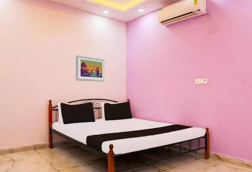 Hotelli O Rajendra Palace
