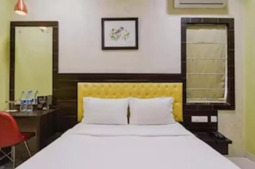 ホテル Royal Crown Puri   A Royal Stay   Fully Air Conditioned With Great Location   Best Seller