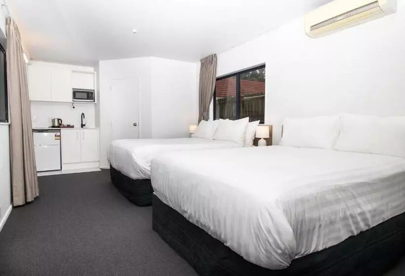 モーテル The Haven Newmarket Suites