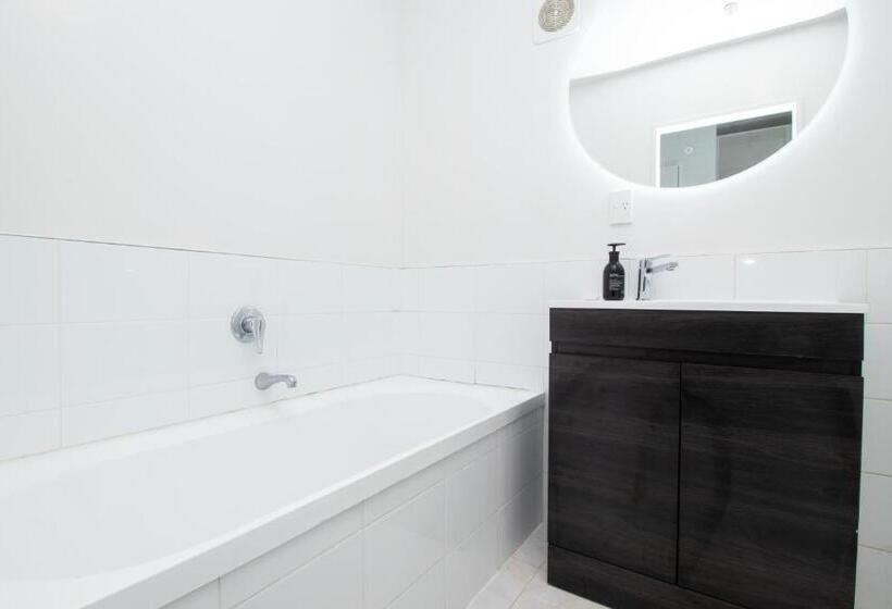 モーテル The Haven Newmarket Suites