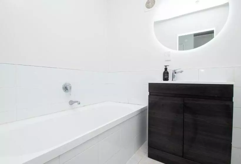 モーテル The Haven Newmarket Suites