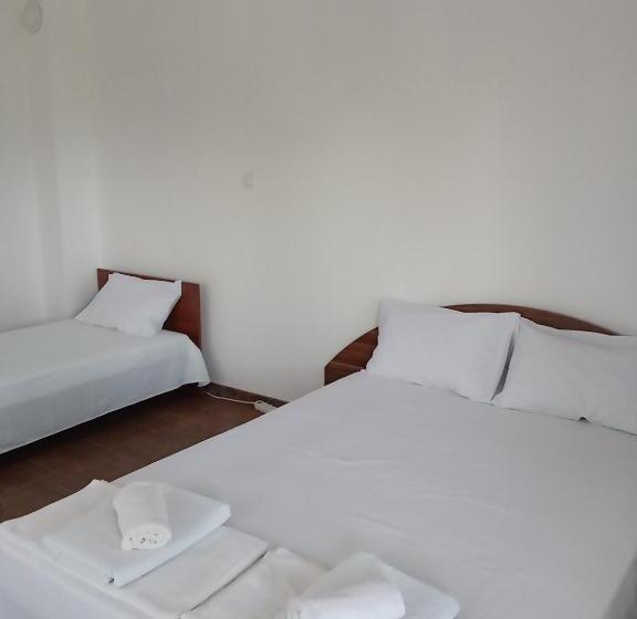 ペンション поповата къща