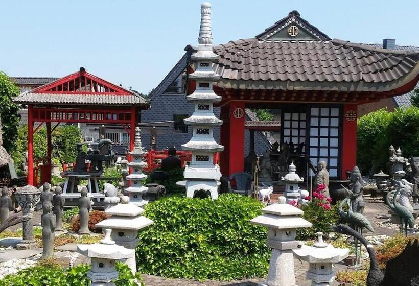 פנסיון Asian Garden   Das Ferienhaus