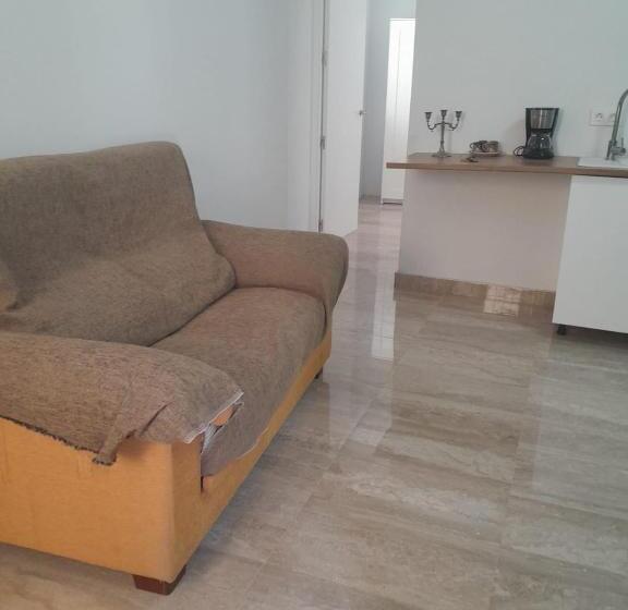 Пансион Aurora Merida