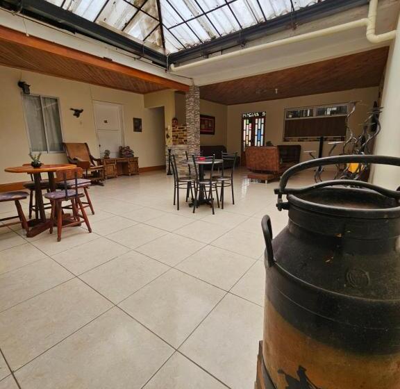 פנסיון Casa Hotel Bonita