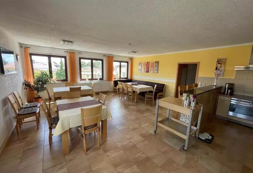 Majatalo Gästezimmer Zum Sonnenhof