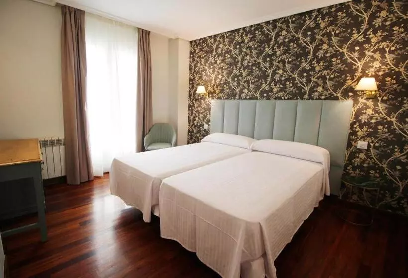 Majatalo Hostería De Adarzo