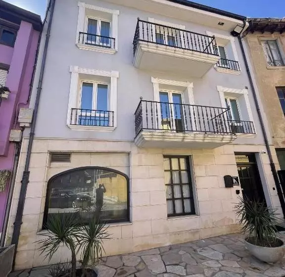 Majatalo Hostería De Adarzo