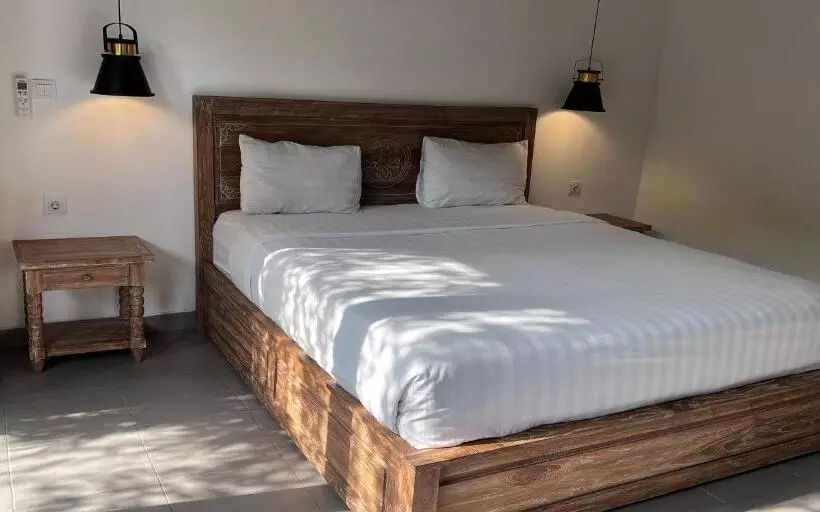 ペンション Pis Bolong Canggu