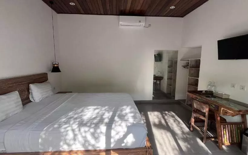 ペンション Pis Bolong Canggu