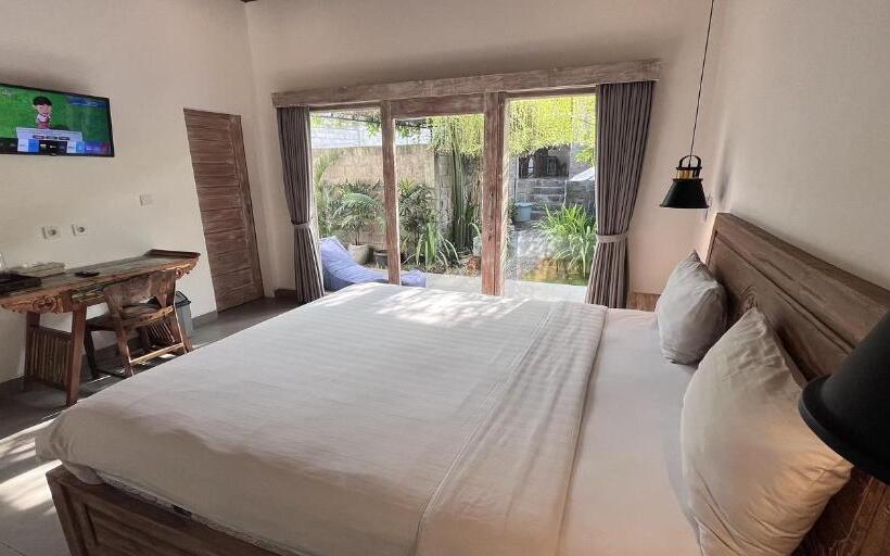 Пансион Pis Bolong Canggu