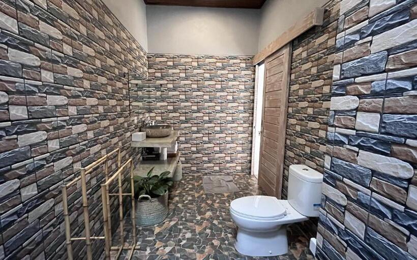 Пансион Pis Bolong Canggu