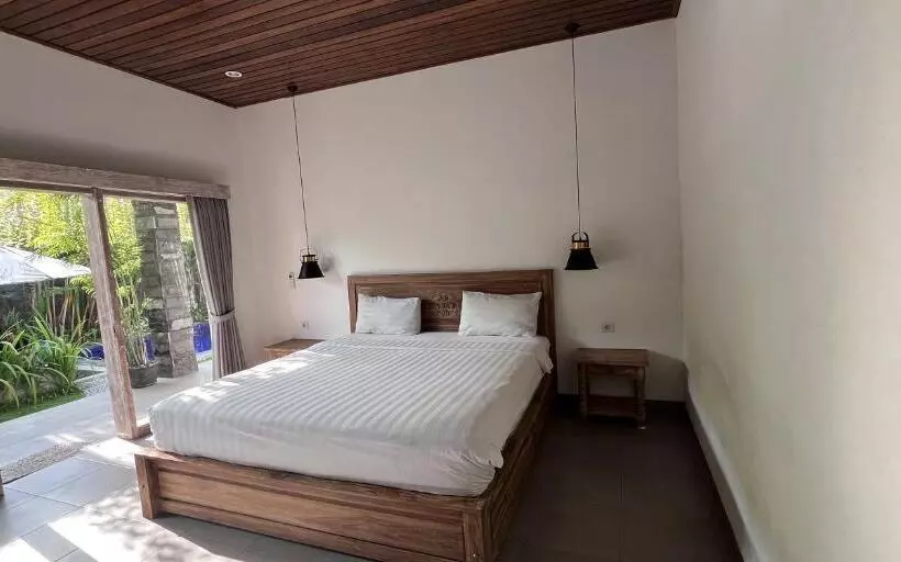 ペンション Pis Bolong Canggu