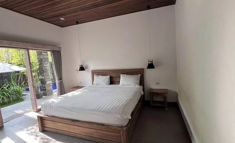 ペンション Pis Bolong Canggu