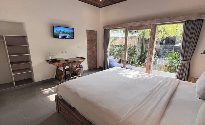 Пансион Pis Bolong Canggu