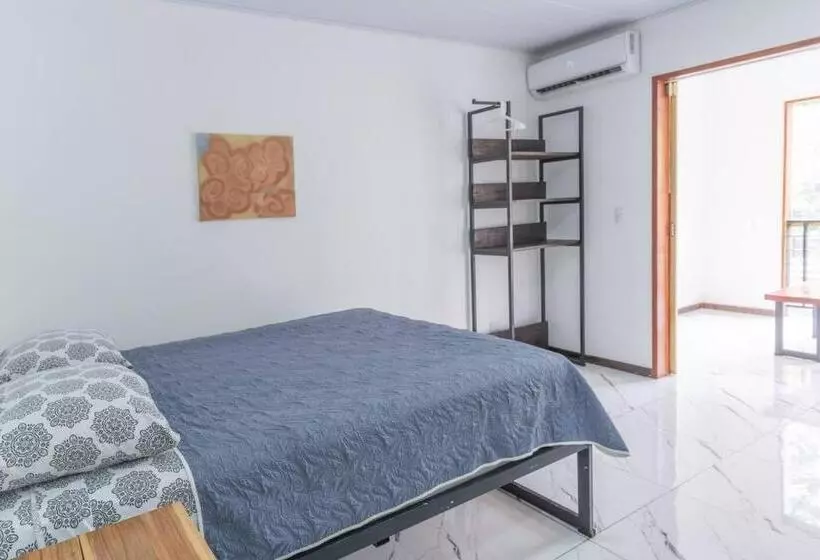 Studio With Ac, Smart Tv, Kitchen, Bath Pool 2