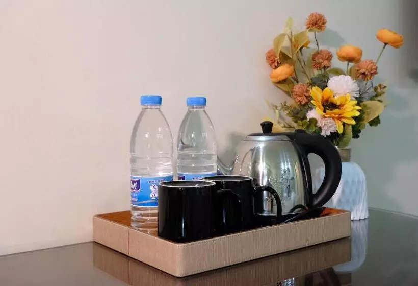 Retkeilymaja Huahang Hotel   Guangzhou Baiyun International Airport   Free Airport Shuttle Bus