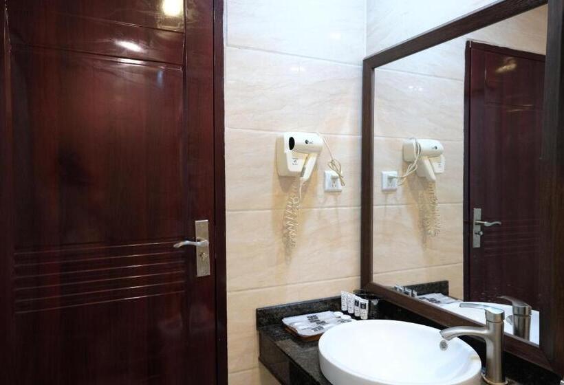 旅馆 Huahang Hotel   Guangzhou Baiyun International Airport   Free Airport Shuttle Bus